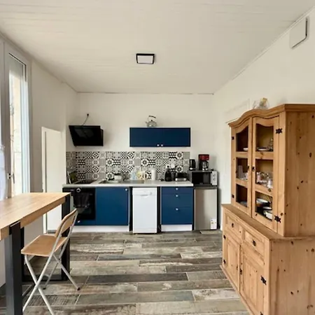 Casa vacanze Charming Near Beaches & Center *