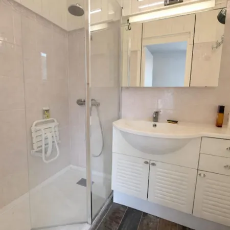 Charming Near Beaches & Center Casa vacanze